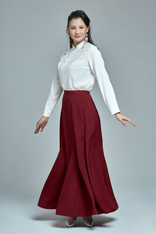 rgqndrpzoakc93buvsb2llx0ioo6pij2.jpg Рубашка женская Cashmere House — размер 48-50